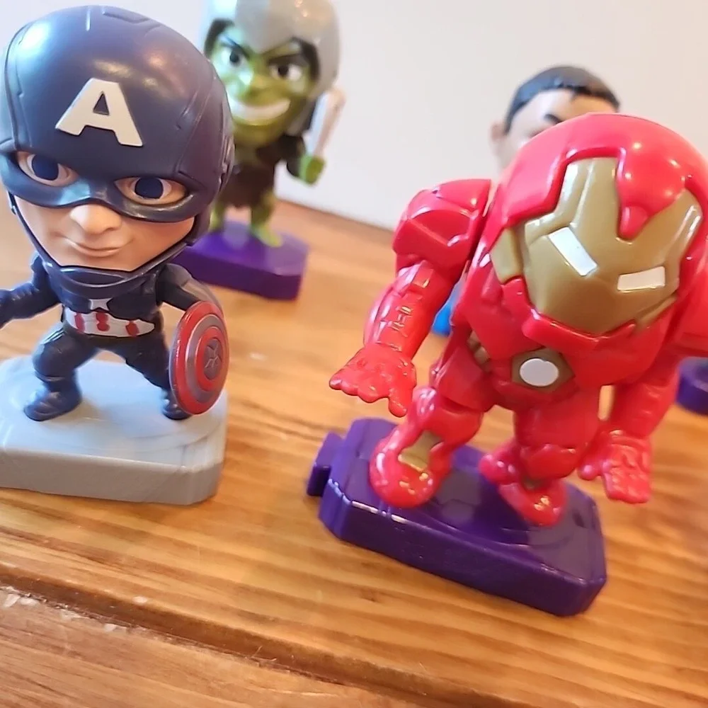 Lot‎ Of 6 Marvel Avengers By McDonalds Action Figures Collectibles Connecting
